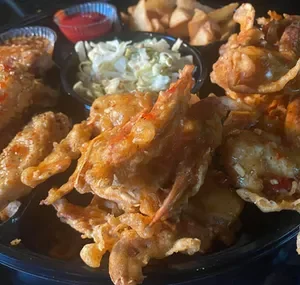 Fried Crab & Wings